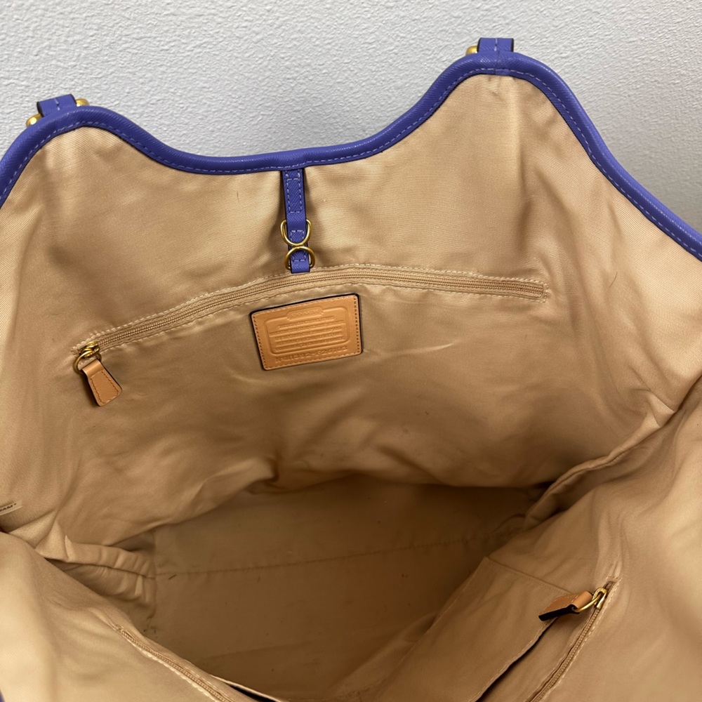 Coach Peyton Tote Bag F26103 Porcelain Blue Leather - Picture 5 of 7